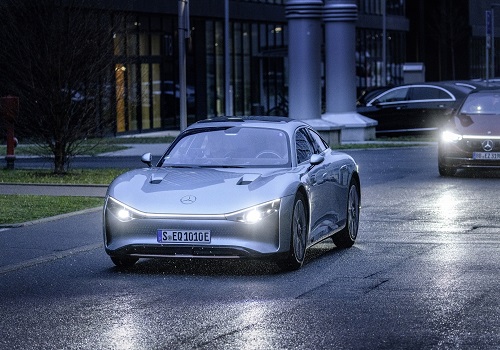 Mercedes-Benz EV threatens Tesla with record 1,000 KM on single charge