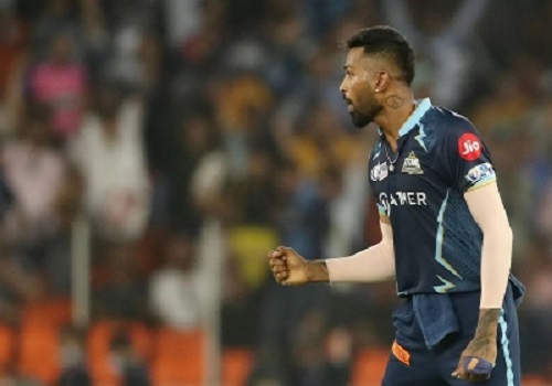 IPL 2022: Tendulkar's 'Best Playing XI' has Pandya as skipper; no room for Kohli, Sharma