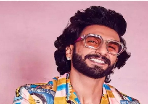 'Closet writer' Ranveer Singh talks about the power of tragic humour 