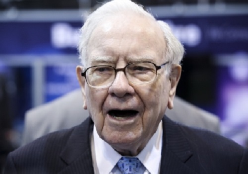 Warren Buffett back in buying spree in first quarter