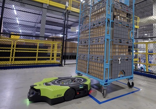 Amazon unveils its 1st fully autonomous mobile robot