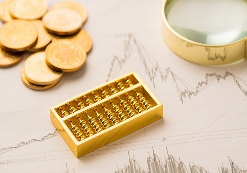 Gold set for second straight weekly drop on worries over big rate hikes