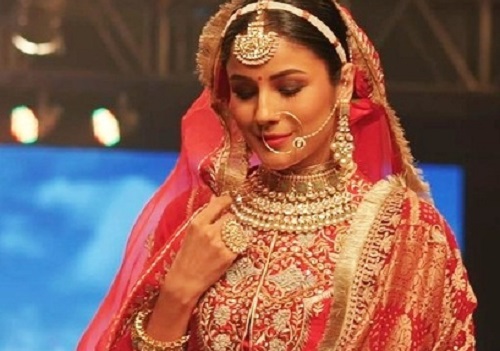 Shehnaaz dances to Moosewala's songs on her ramp debut