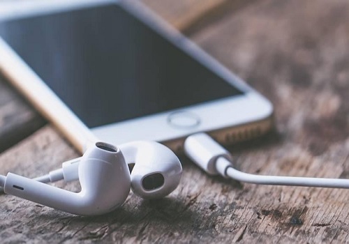 5 mental health podcasts to help ease a tough day