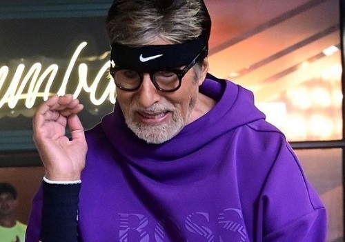 Big B joins the 'Nach Punjaabban' bandwagon with quirky picture