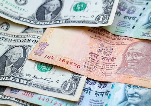 Indian rupee gains as less-hawkish Powell calms strong rate-hike fears