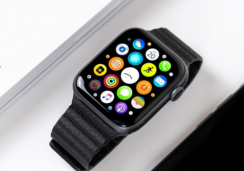 Apple`s rugged Watch Pro model to sport upgraded titanium design