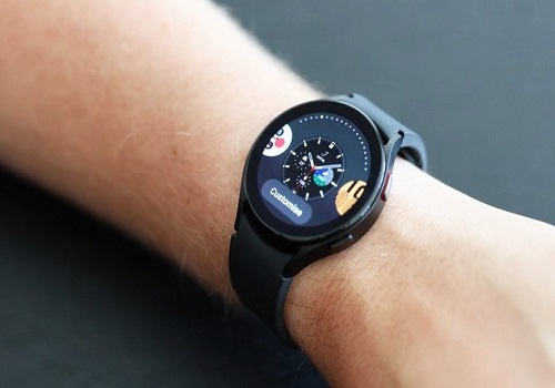 New Galaxy Watch 4 update adds dual-SIM support, more features