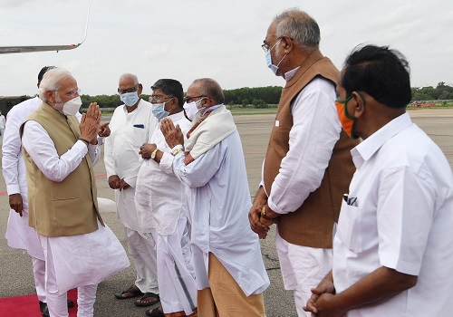 Prime Minister Narendra Modi reaches Hyderabad to attend BJP national executive
