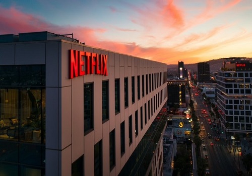 Once a Wall Street darling, Netflix in choppy financial waters