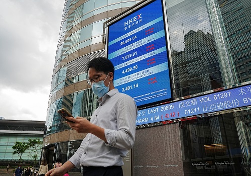 Asian shares fall as investors brace for inflation report