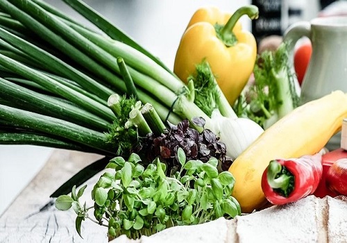 Green veggies, supplements can help fight inflammatory bowel disease