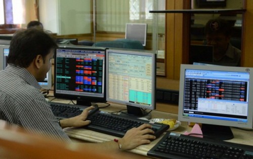 Midday Review : Weak trade continues over Dalal Street