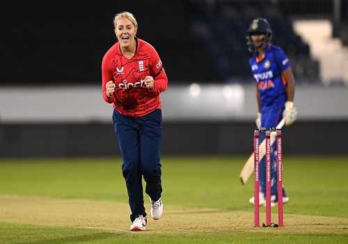 England thrash Harmanpreet's India by nine wickets in opening T20I