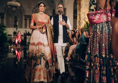 Mayyur Girotra headlined the first ever South Asian New York Fashion Week