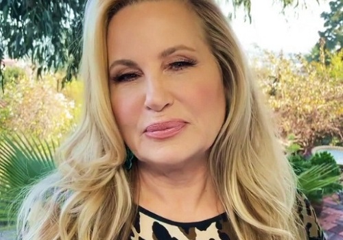 Emmys 2022: Jennifer Coolidge takes home Outstanding Supporting Actress in Limited Series