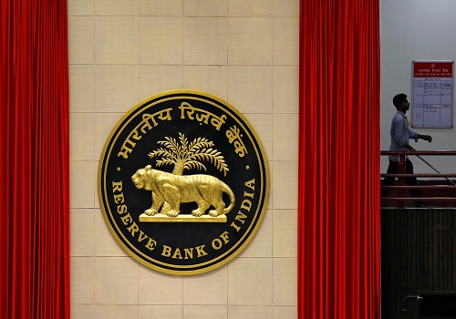 India`s RBI asks banks to stop building positions in offshore market - bankers