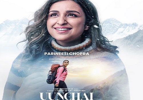 Arjun shares Parineeti's 'Uunchai' first look, actress hails gesture in 'insecure' world
