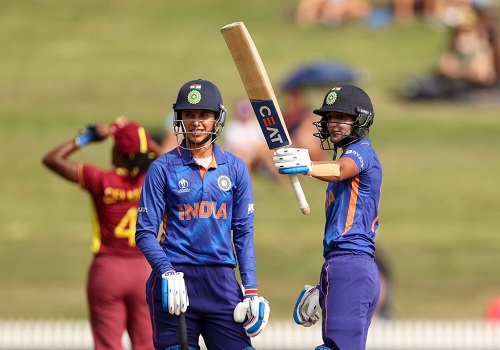 India captain Harmanpreet Kaur, vice-captain Smriti Mandhana earn ICC Women`s Player of the Month nominations