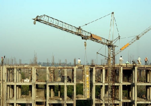 Periodic construction bans delay housing projects in Delhi-NCR areas, says Anarock