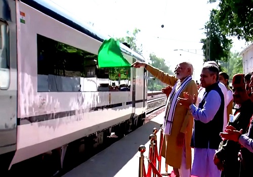 Prime Minister Narendra Modi flags off luxury train, launches Bulk Drug Park to attract Rs 10,000 cr investment in Himachal 