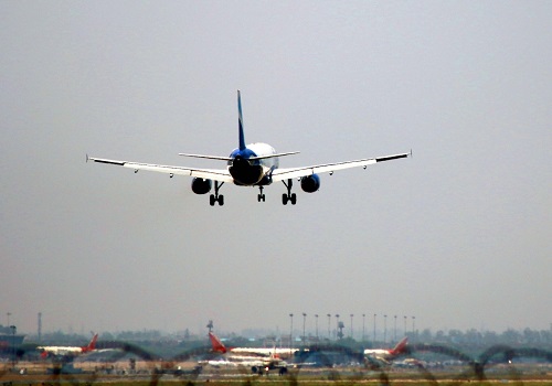 Domestic air passenger traffic crosses 4-lakh mark for two straight days