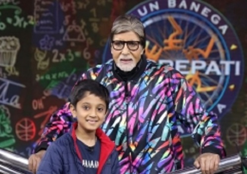 `KBC 14`: From pet Christy to playing `gilli-danda`, Big B rewinds to his childhood