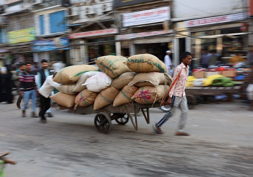 India`s November WPI inflation eases to 5.85% y/y