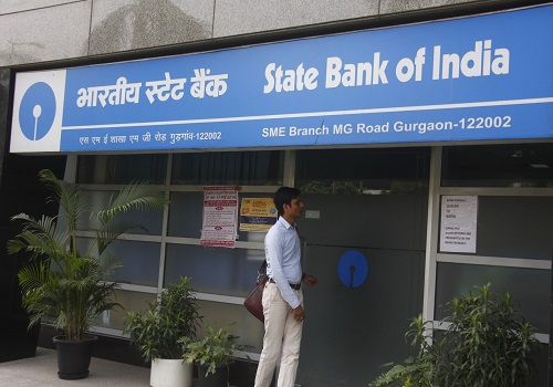 SBI jumps on raising Rs 10,000 crore through infrastructure bond