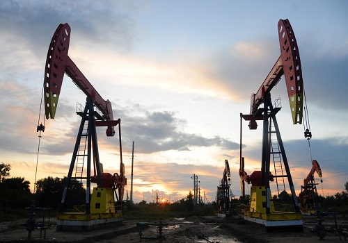Oil prices advance on U.S. growth, Chinese recovery hope