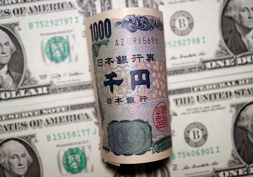 Yen drops as BOJ sticks to ultra-easy policy, sterling hits 1-mth high