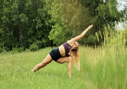 Health Benefits of Half-Moon Yoga posture