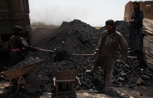 Indian industry turns to biomass as capital bans coal in pollution fight