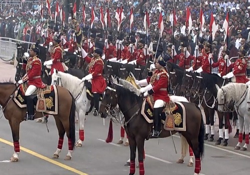  Republic Day parade begins with saluting President Draupadi Murmu.