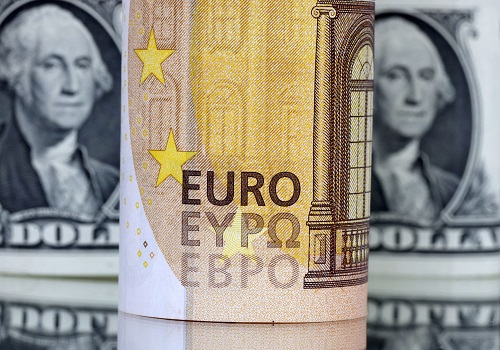 Dollar, euro hold firm ahead of U.S. inflation, ECB in focus