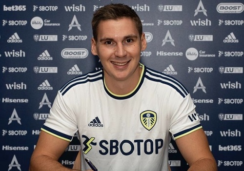 Leeds United sign Austrian international defender Max Wober