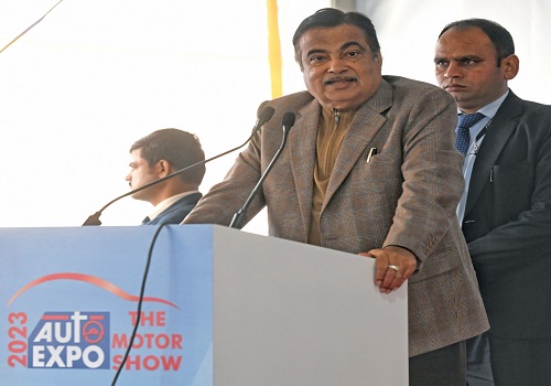 Government goal is to cut down on accidents by 50% by 2024 end: Nitin Gadkari at Auto Expo