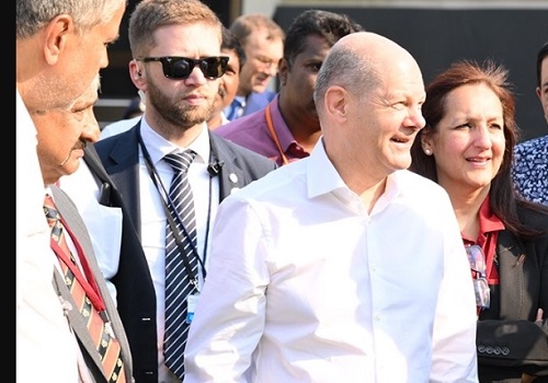 Scholz visits SUN Mobility facility in B'luru, checks out futuristic energy solutions