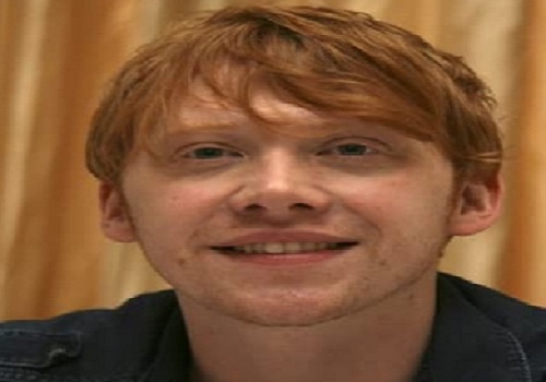 Rupert Grint says filming `Harry Potter` was `suffocating`