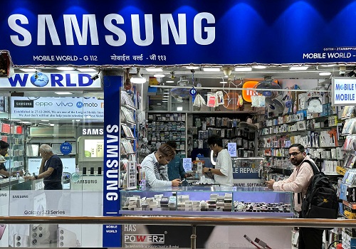 Xiaomi`s slow shift in India to premium smartphones helps Samsung steal its crown
