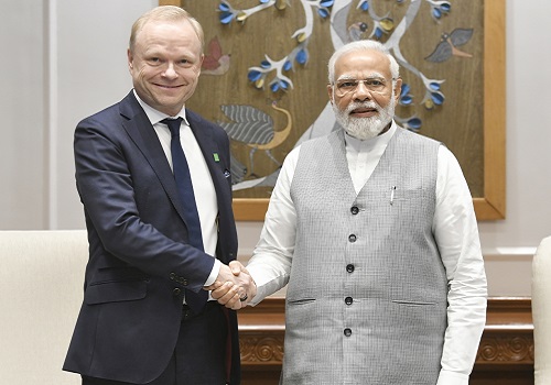 Narendra Modi meets Nokia chief Pekka Lundmark