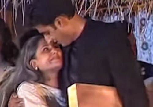 Abhishek Bachchan Xxx - Abhishek Bachchan shares a special memory with mother Jaya on her birthday