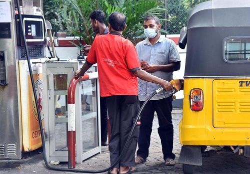 Sri Lanka`s inflation drops further to 50.3%
