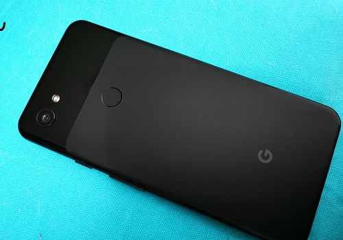 Pixel phone users randomly getting free cash from Google