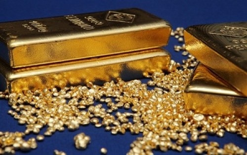 Commodity Article : Gold slips as dollar rebounds, Crude settles higher Says Prathamesh Mallya, Angel One