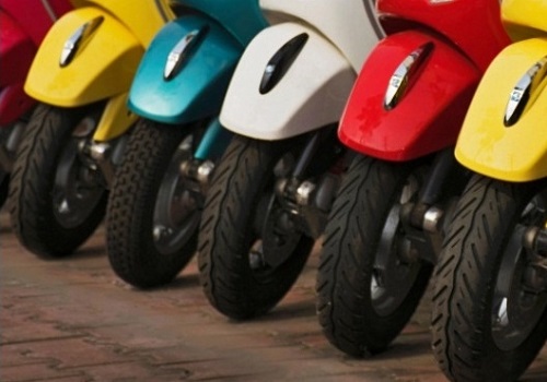 India`s March two-wheeler sales rise on festive demand, commercial vehicles pre-buying `above estimates`