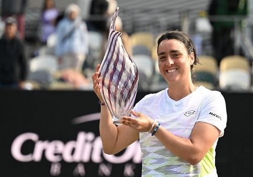 Charleston Open: Ons Jabeur stuns Bencic to clinch first title of the season