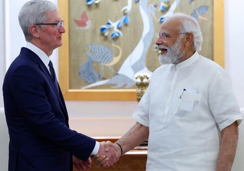 PM Narendra Modi discusses India`s tech-powered transformations with Apple CEO