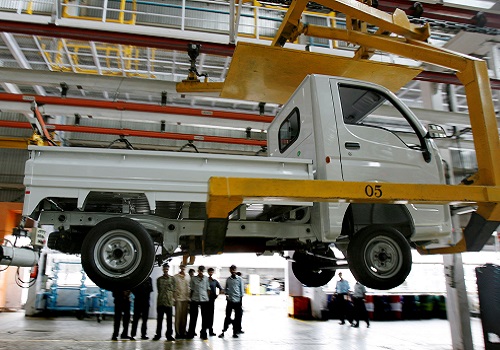 Indian automakers post lacklustre April commercial vehicles sales growth