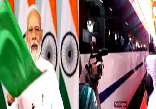 PM Narendra Modi flags off Vande Bharat Express from Puri to Howrah